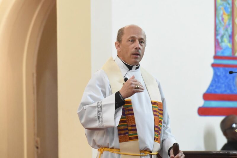 fb-1669188376658004_1477159437743714