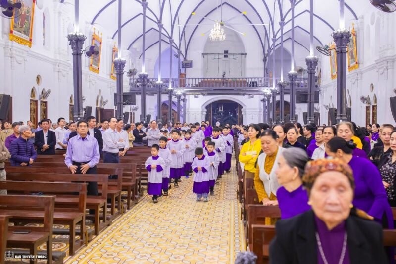 fb-104570015177619_864930619376019