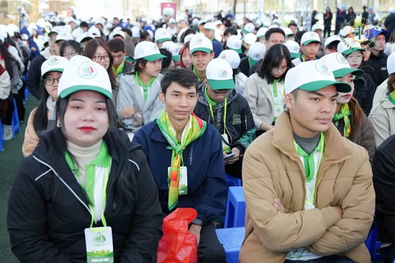 fb-732768673513037_1156640609926155