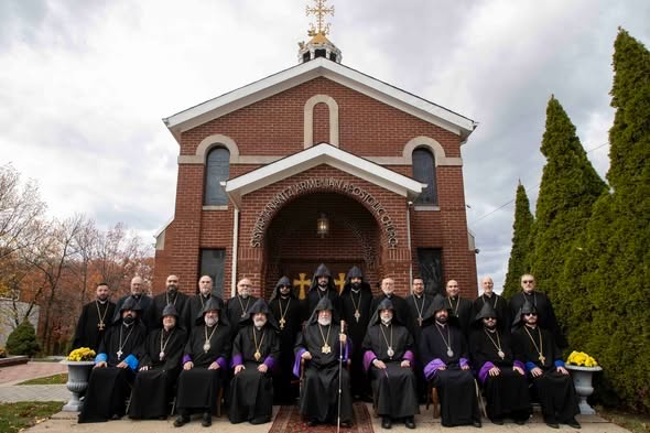 fb-252749634836353_1151106130532873