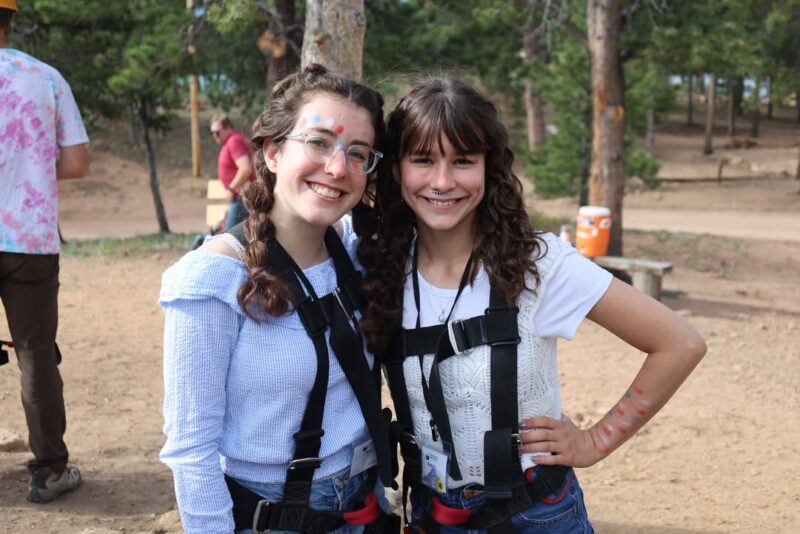 fb-289700111469457_1274165128091256