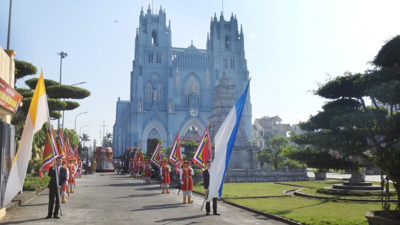 fb-146605498858522_1237712511736634