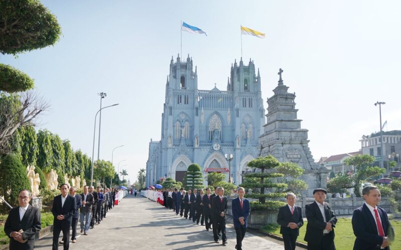 fb-146605498858522_1237712511736634