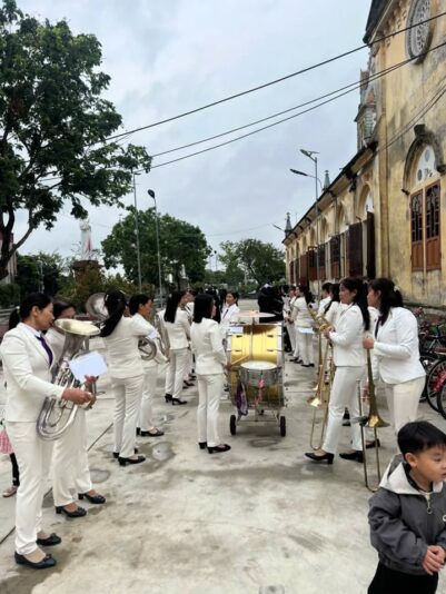 fb-732768673513037_1157417363181813