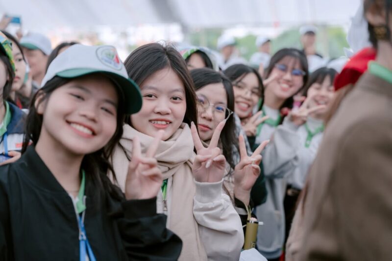 fb-732768673513037_1157326603190889