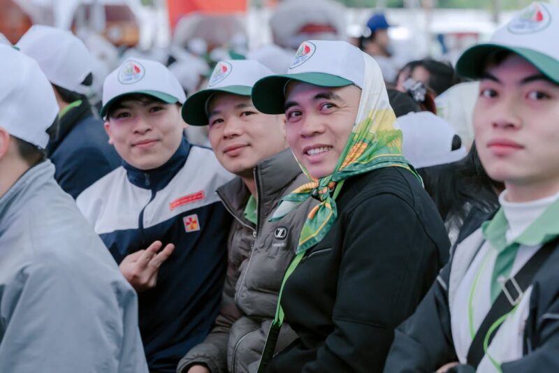 fb-732768673513037_1157326603190889