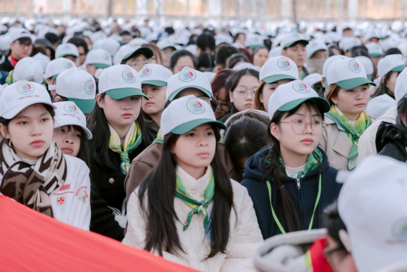 fb-732768673513037_1157326603190889