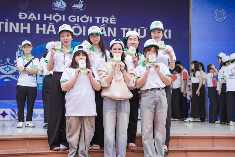 fb-732768673513037_1157206926536190