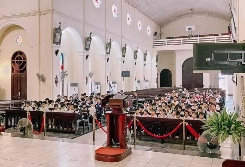 fb-732768673513037_1157137506543132