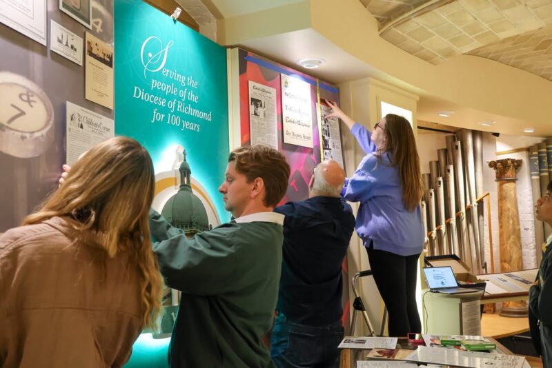 fb-168358359553_1197977235766048