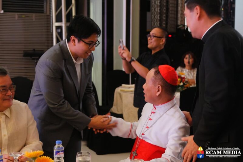 fb-104845338955723_850682284376698