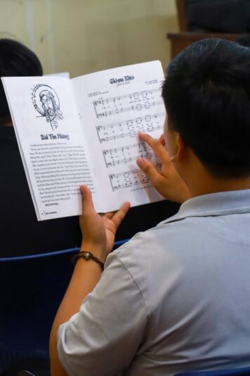 fb-1412890555518868_1244686394360179