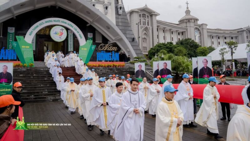 fb-1578851229095483_1250715400433032