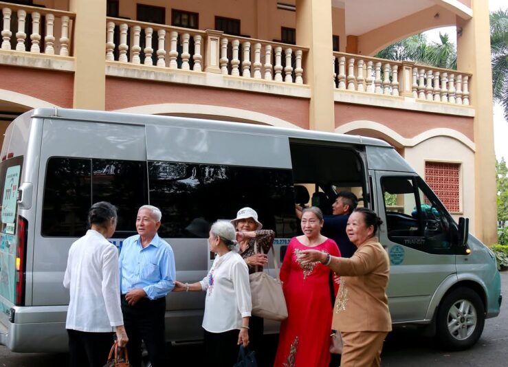 fb-585442494803518_1258195849678295