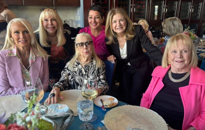 fb-325330457584074_1271861568318004