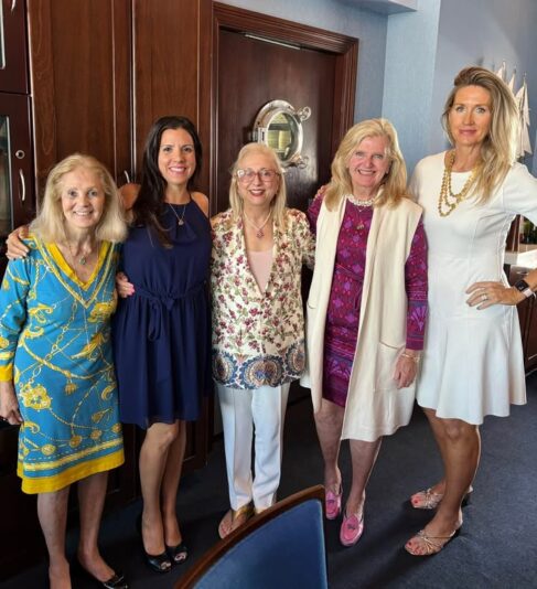 fb-325330457584074_1271861568318004