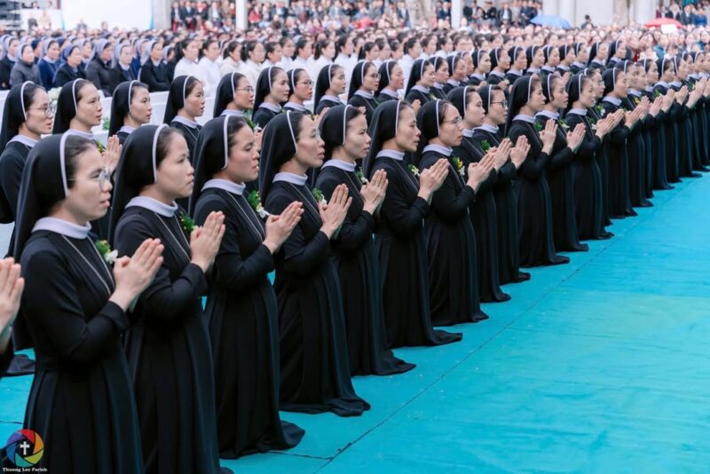 fb-285328895298373_850679077701009