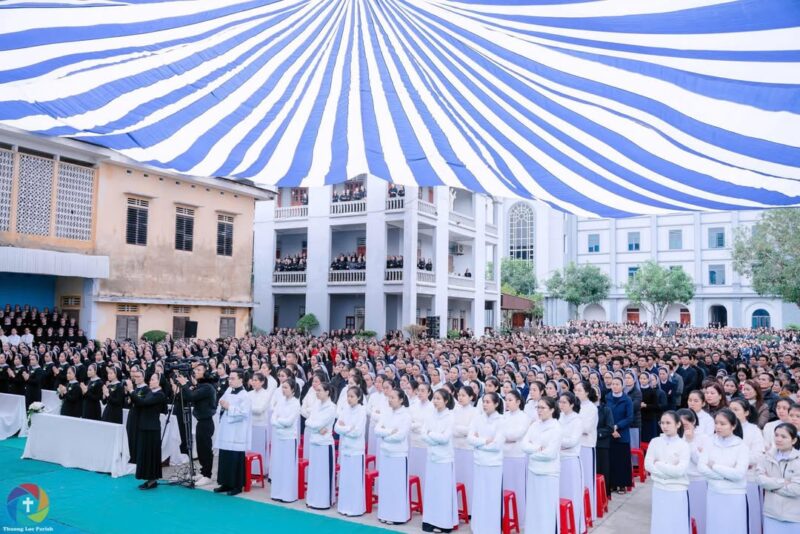 fb-285328895298373_850679077701009