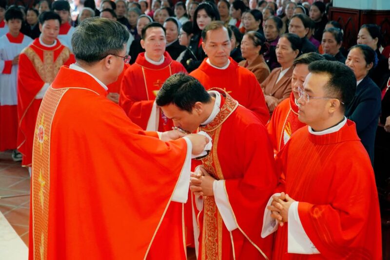 fb-1578851229095483_1251058230398749