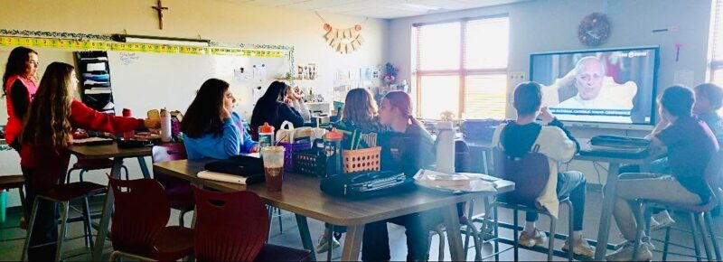 fb-355703527834405_1308807267956742