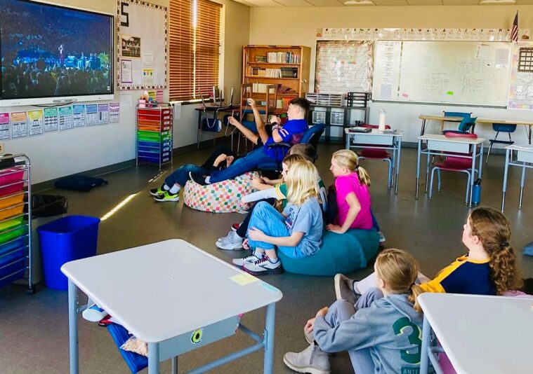 fb-355703527834405_1308807267956742