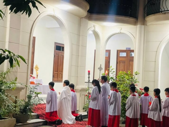 fb-732768673513037_1159884012935148