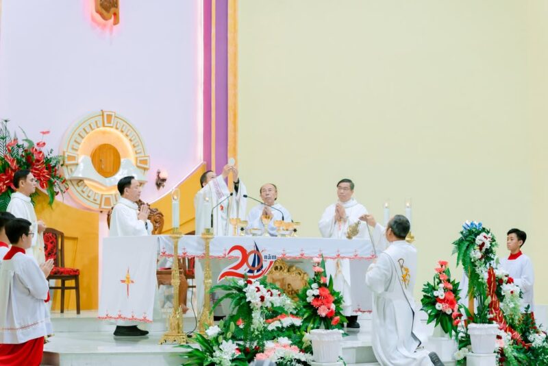 fb-1590026654585244_1161616882779433