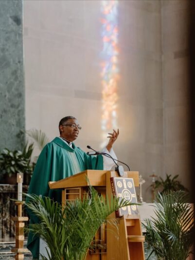 fb-1146610888716848_1298136555688900