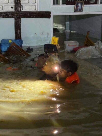 fb-122977574543611_1181766860727456