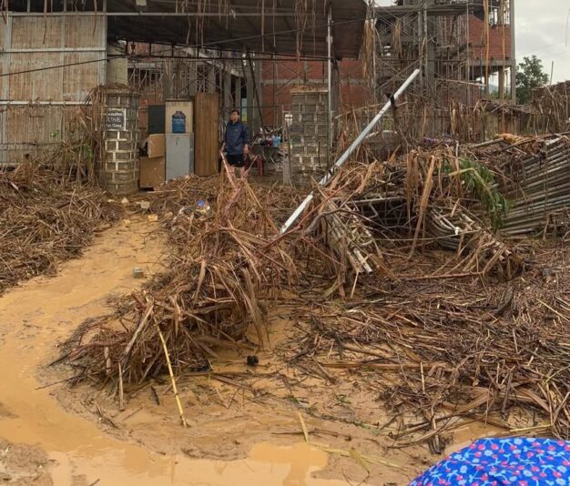 fb-122977574543611_1181685570735585