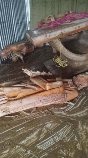 fb-122977574543611_1181685570735585