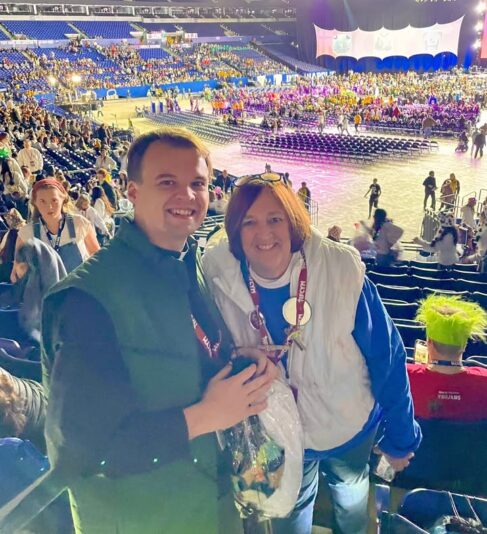 fb-313158165452988_1290780716427211