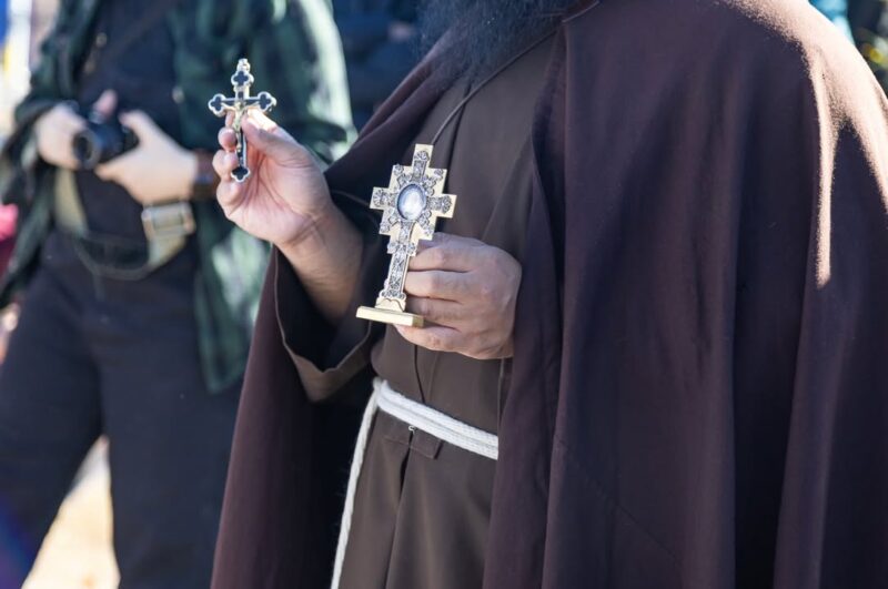 fb-289700111469457_1175136341424315