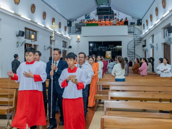 fb-161015470626458_1257520596412012