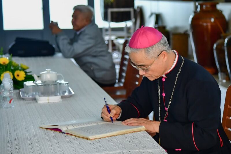 fb-161015470626458_1257354429761962