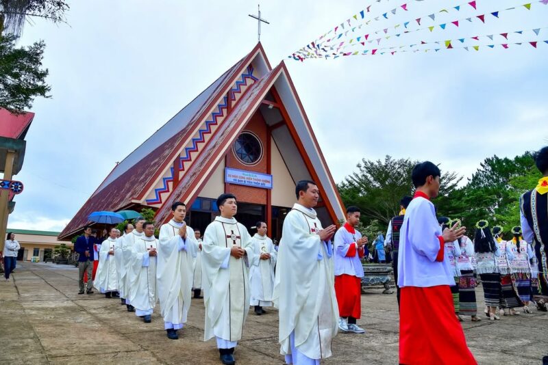 fb-161015470626458_1257354429761962