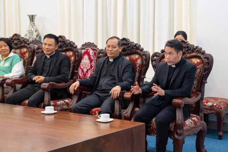 fb-1578851229095483_1252715630233009