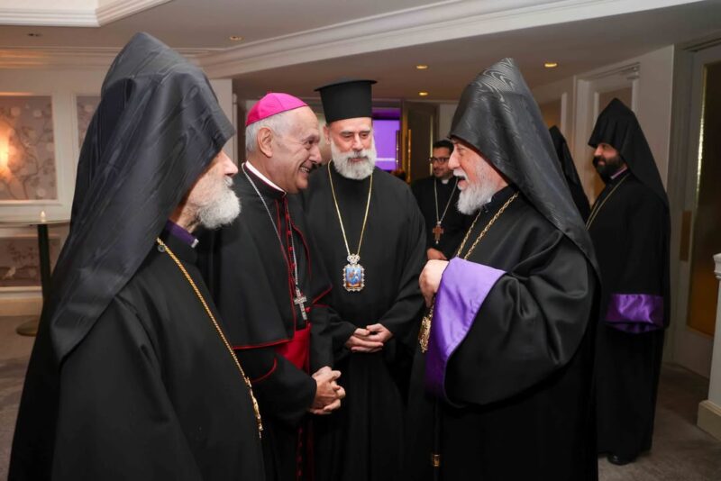 fb-252749634836353_1154899433486876