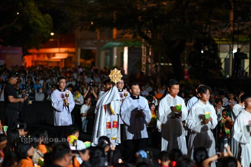 fb-1407235966182611_1157656556511712