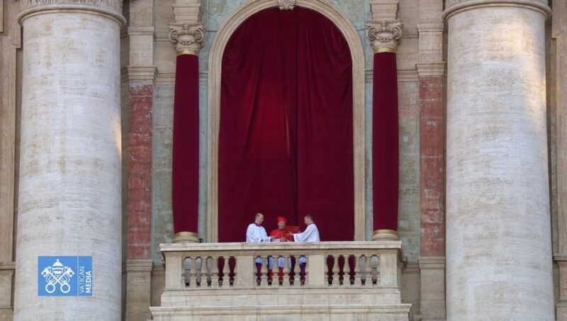 fb-356526171666570_996002305855630