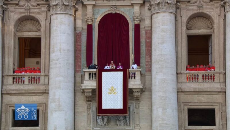 fb-356526171666570_996002305855630