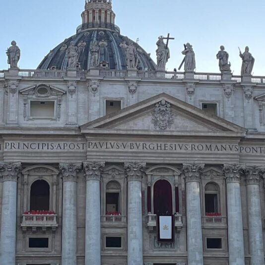 fb-355703527834405_1142372721266865