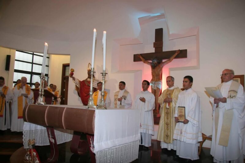 fb-1407235966182611_1005911645019538