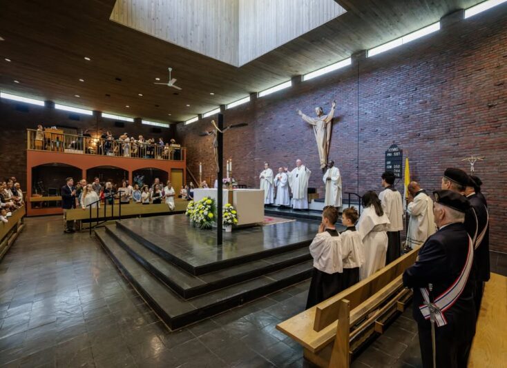 fb-424801330909662_1118472696973073