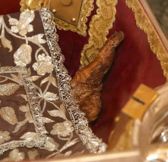 fb-1407235966182611_1006593871617982