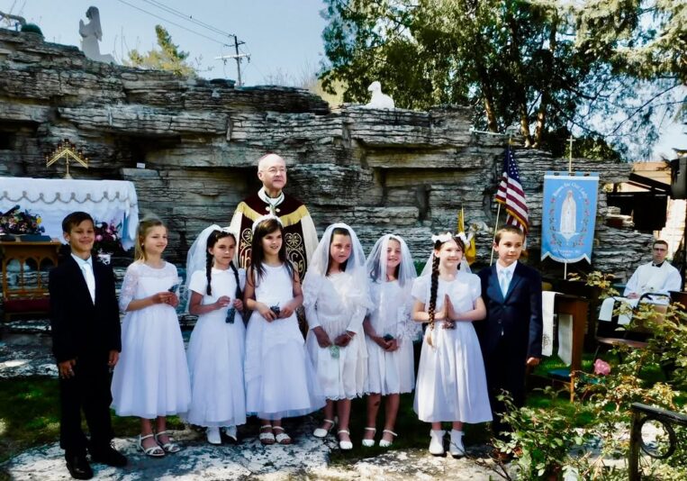 fb-355703527834405_1145084700995667