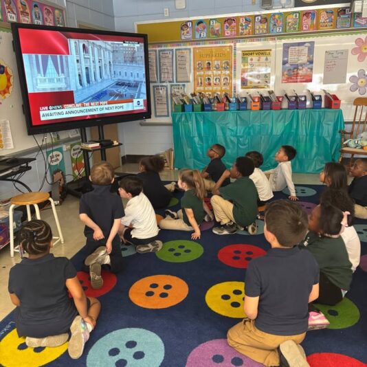 fb-355703527834405_1145048830999254