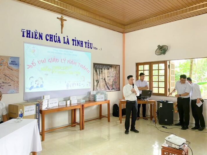 fb-356526171666570_999011988887995