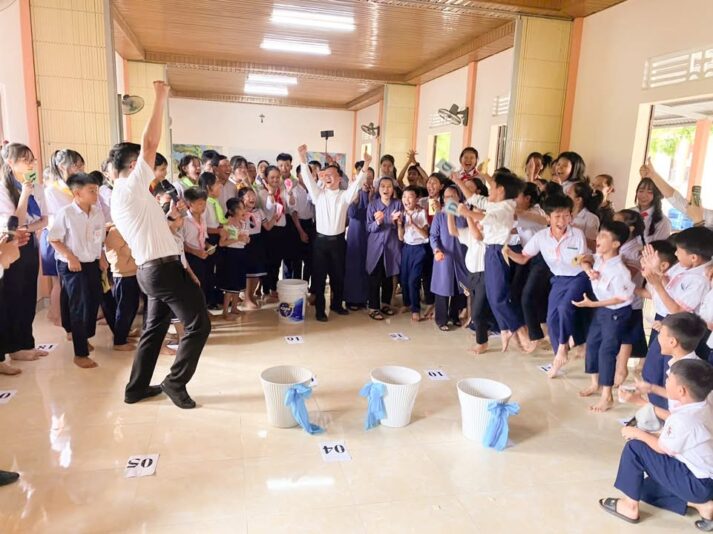 fb-356526171666570_999011988887995