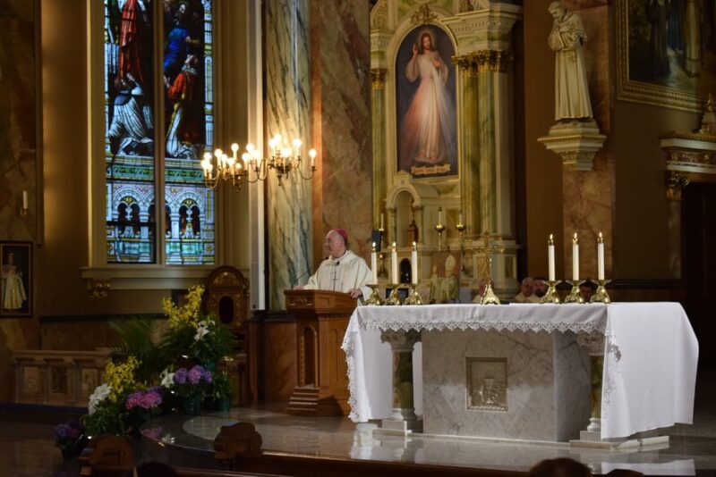 fb-355703527834405_1145697650934372